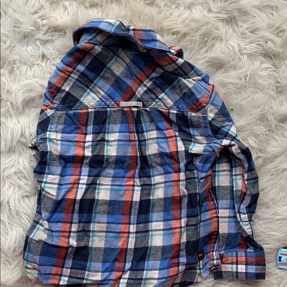 Tea brand flannel button down - Picture 4 of 4
